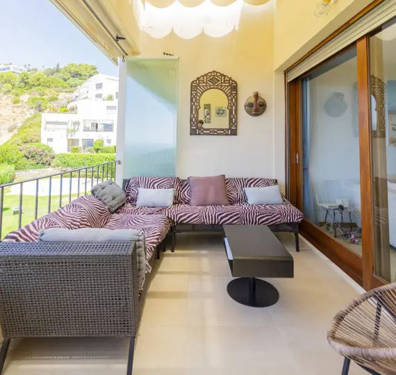 Sale of duplex in Altos de los Monteros