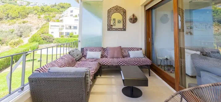 Sale of duplex in Altos de los Monteros 4