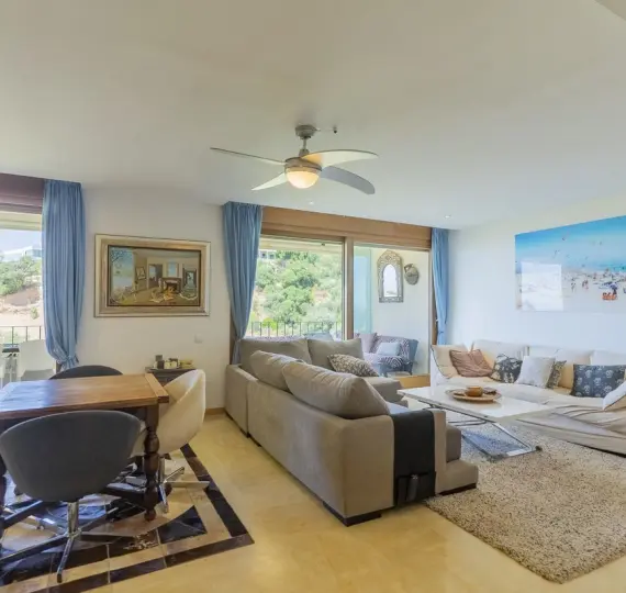 Sale of duplex in Altos de los Monteros