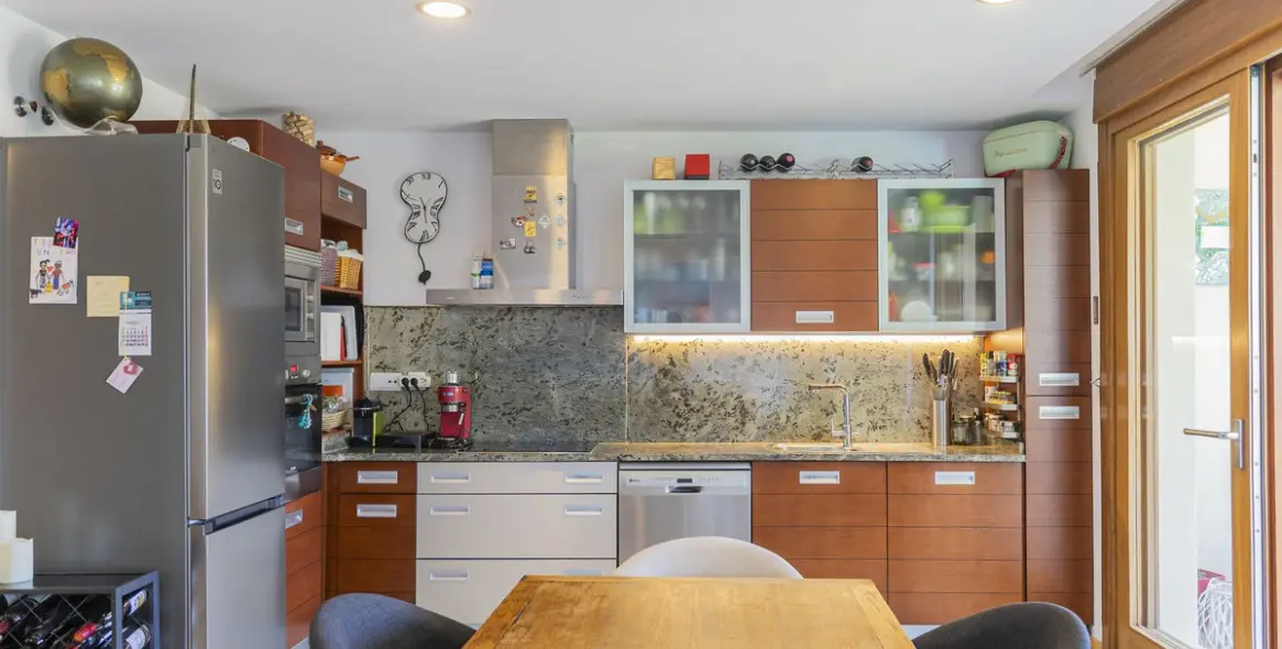 Sale of duplex in Altos de los Monteros 9