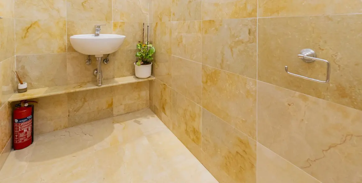 Sale of duplex in Altos de los Monteros 14