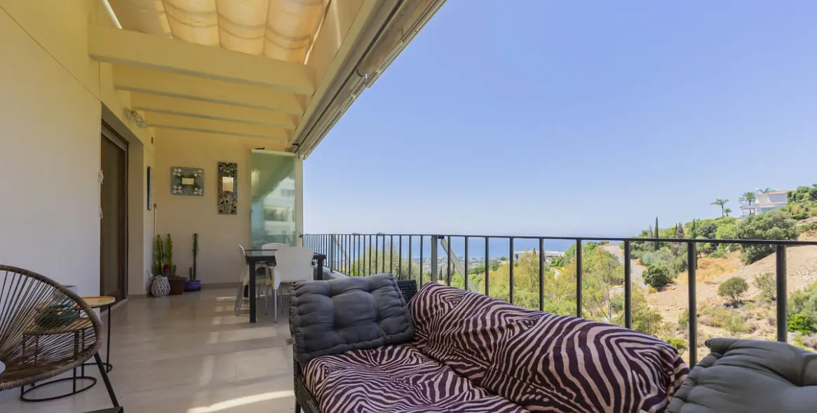 Sale of duplex in Altos de los Monteros 24