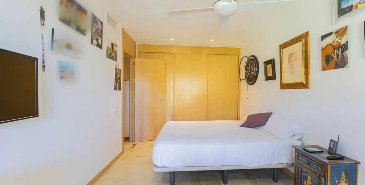 Sale of duplex in Altos de los Monteros 27