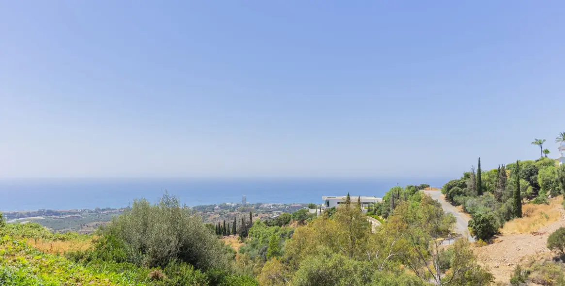 Sale of duplex in Altos de los Monteros 28