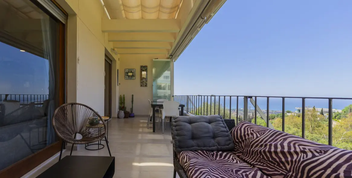 Sale of duplex in Altos de los Monteros 29