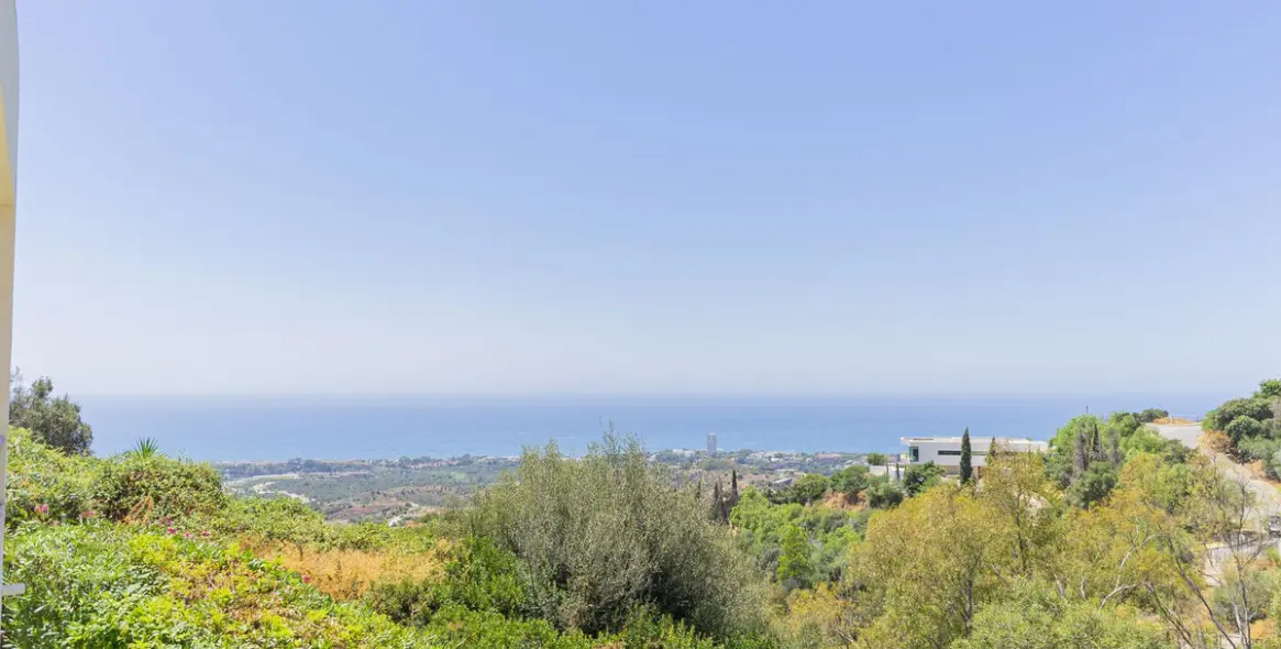 Sale of duplex in Altos de los Monteros 33