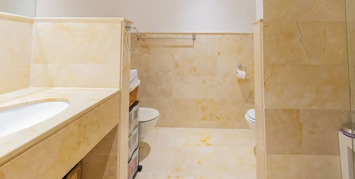 Sale of duplex in Altos de los Monteros 44