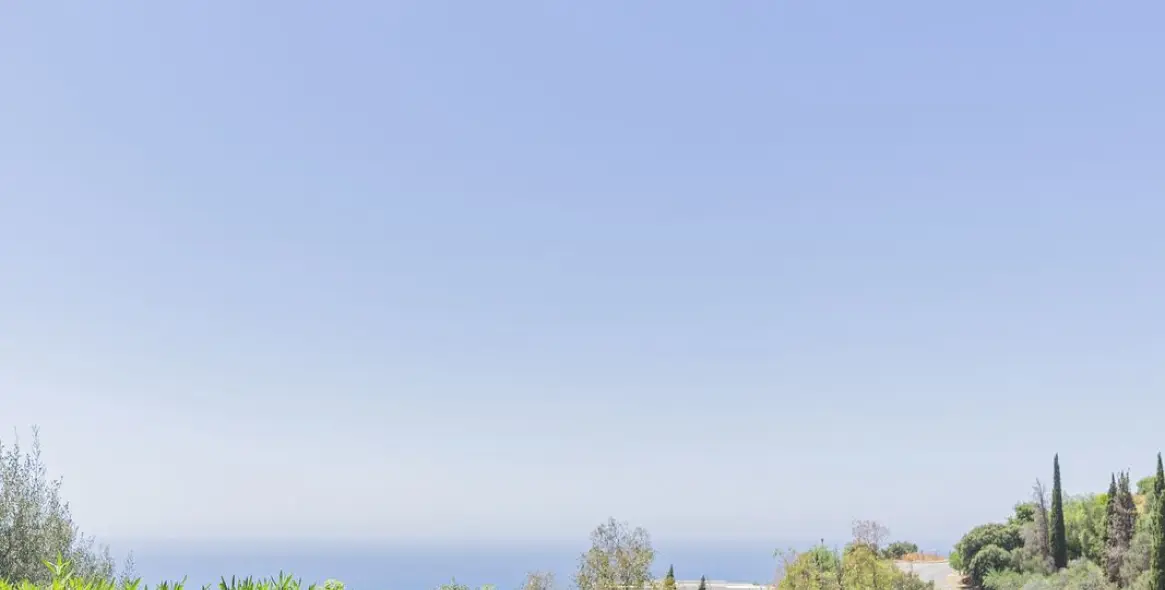 Sale of duplex in Altos de los Monteros 61