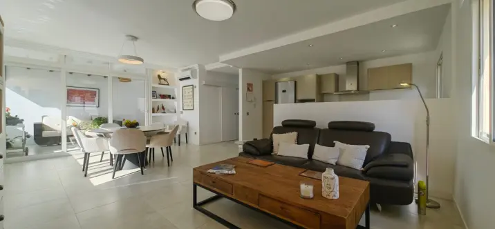 Middle floor apartment R5173900 2