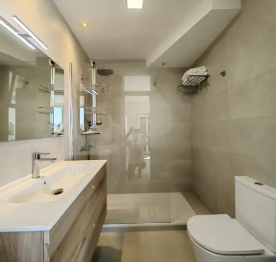 Middle floor apartment R5173900