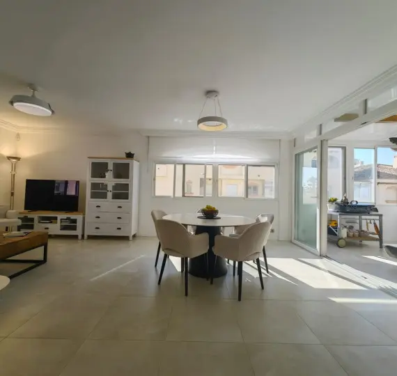 Middle floor apartment R5173900