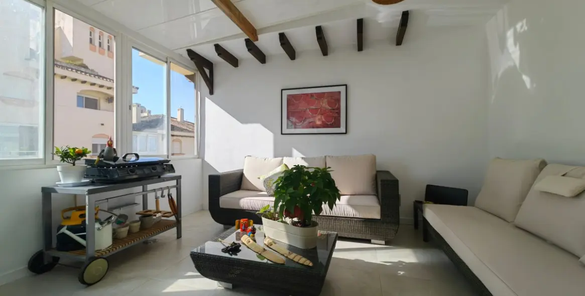 Продажа апартаментов на среднем этаже в Estepona (район Estepona) 8