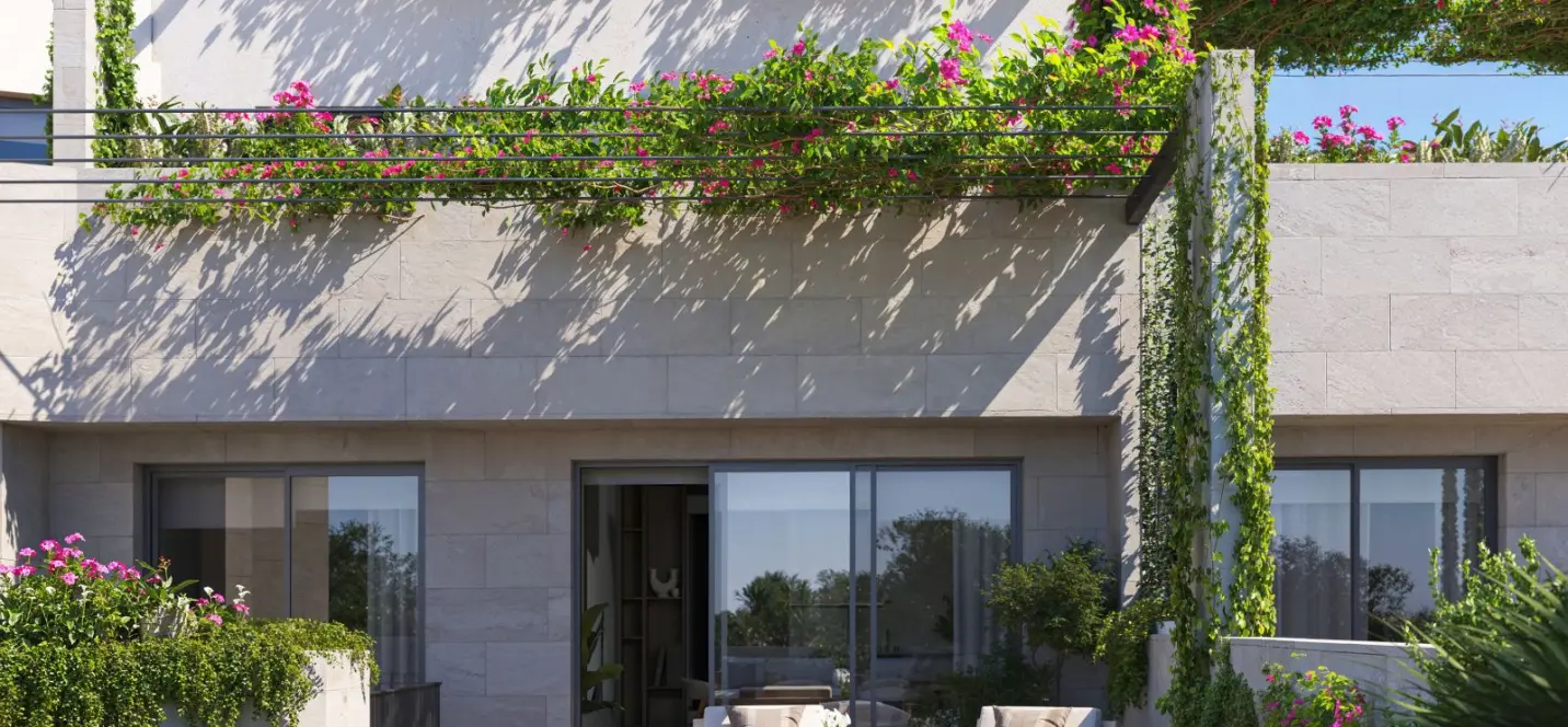 Sale of ground floor apartment in New Golden Mile 1