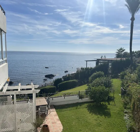 Продажа апартаментов на среднем этаже в Torrenueva