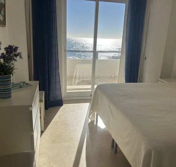 Продажа апартаментов на среднем этаже в Torrenueva