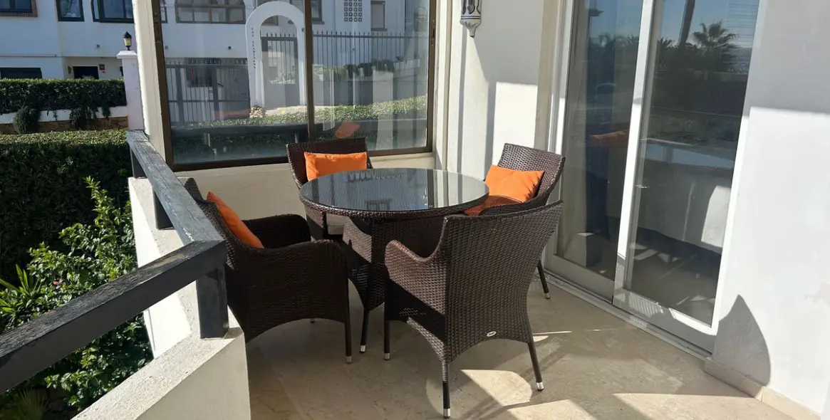 Продажа апартаментов на среднем этаже в Torrenueva 12