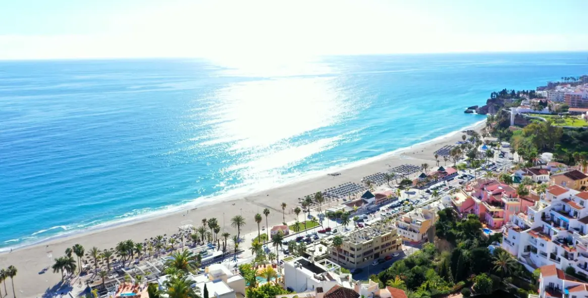 Venta de casa pareada en Nerja 39