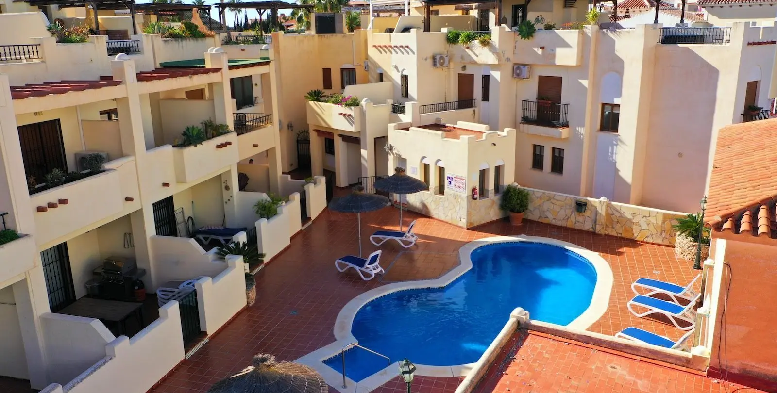 Sale of semi-detached house in Nerja 2