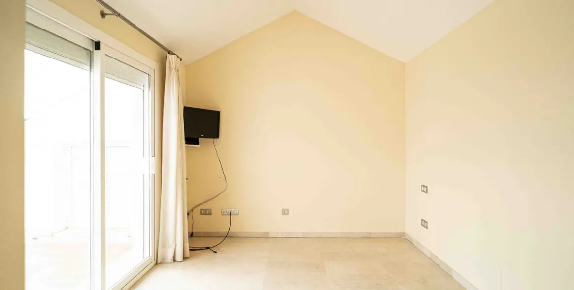 Sale of penthouse duplex in La Cala Golf 10