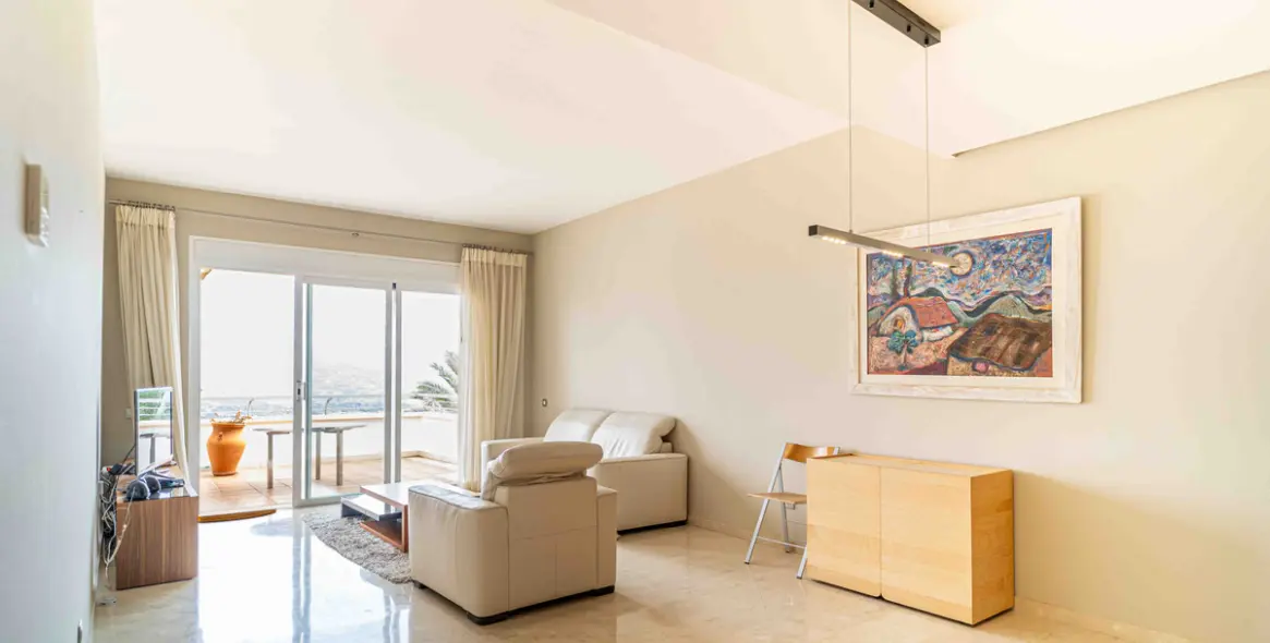 Sale of penthouse duplex in La Cala Golf 13