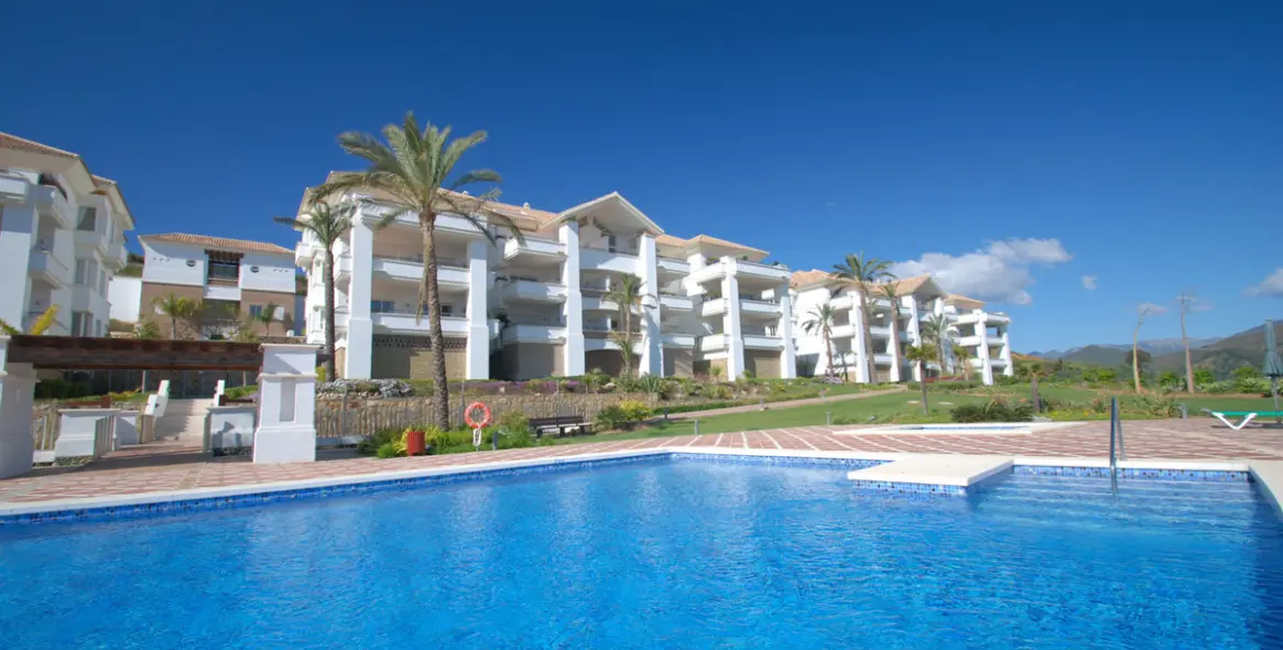 Venta de ático dúplex en La Cala Golf 18