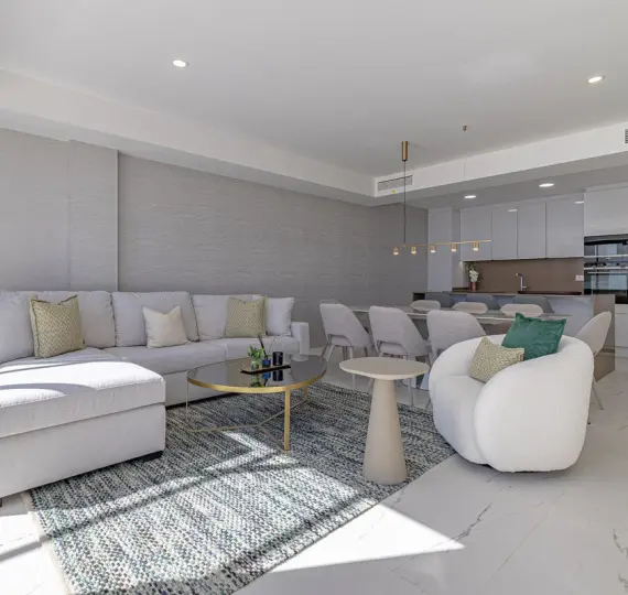 Sale of middle floor apartment in Casares Playa