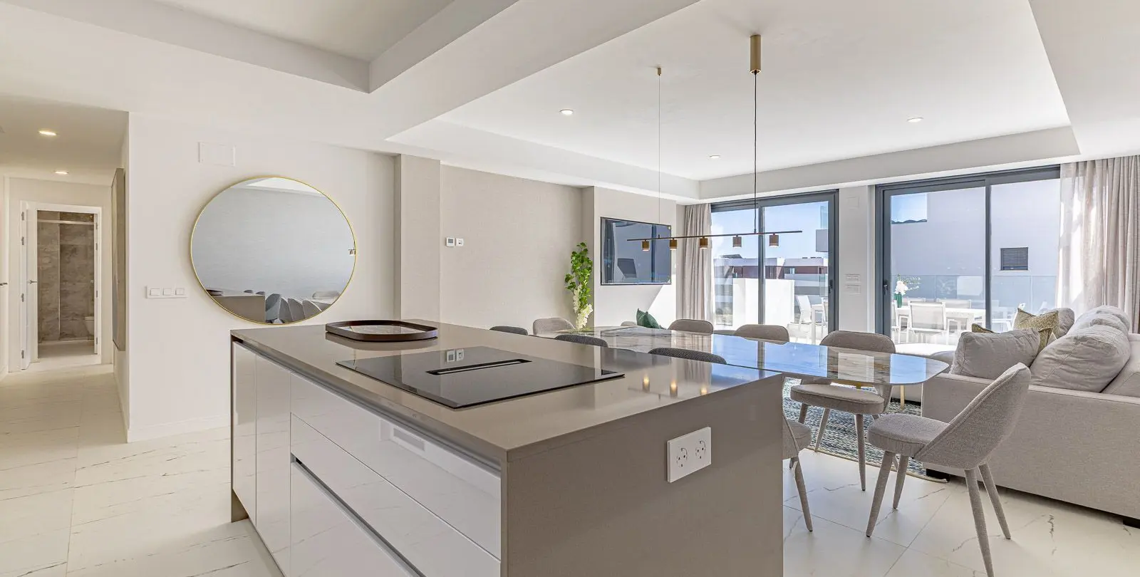 Sale of middle floor apartment in Casares Playa 10
