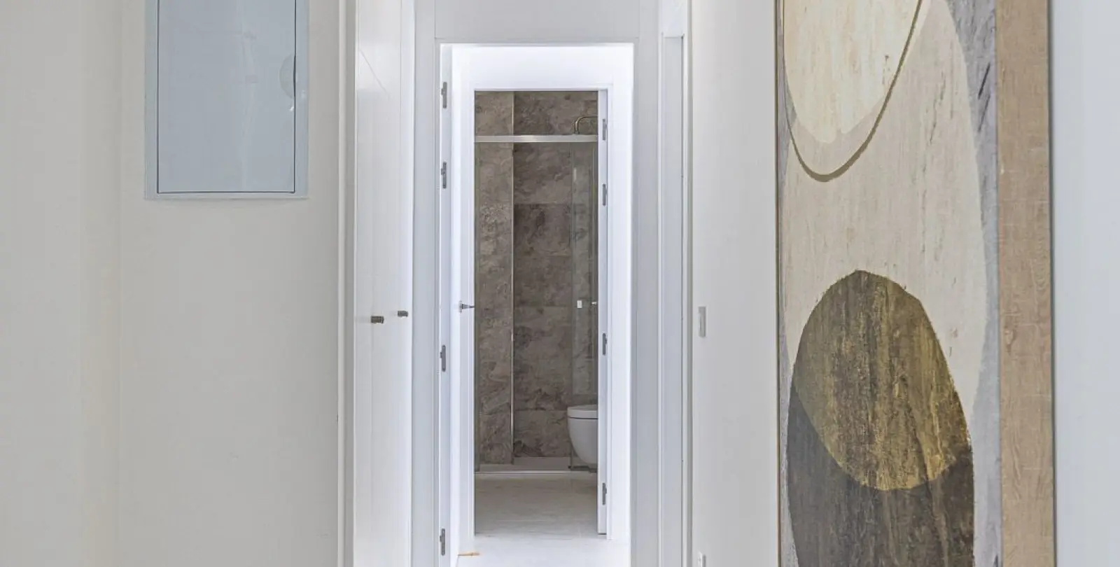 Sale of middle floor apartment in Casares Playa 23