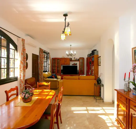 Sale of ground floor apartment in Fuengirola