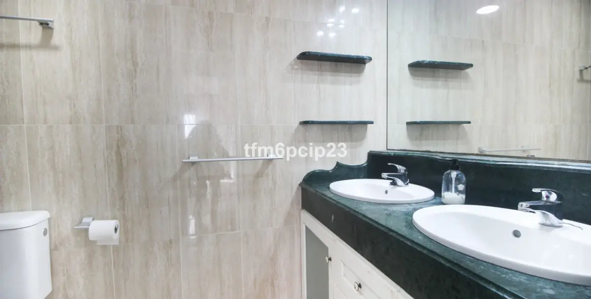 Продажа таунхауса в La Duquesa 10