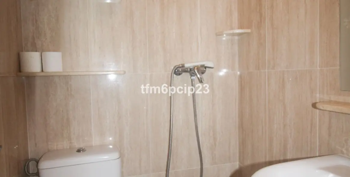 Sale of townhouse in La Duquesa 22