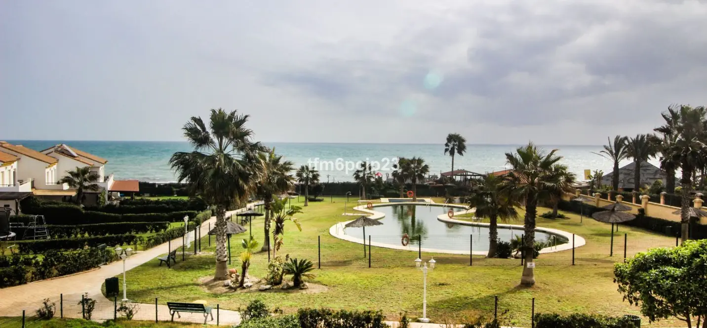 Venta de adosado en La Duquesa 3
