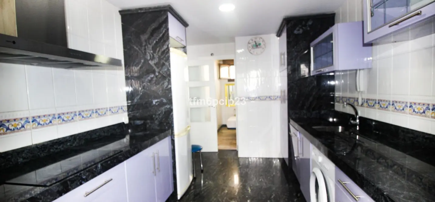 Venta de adosado en La Duquesa 4