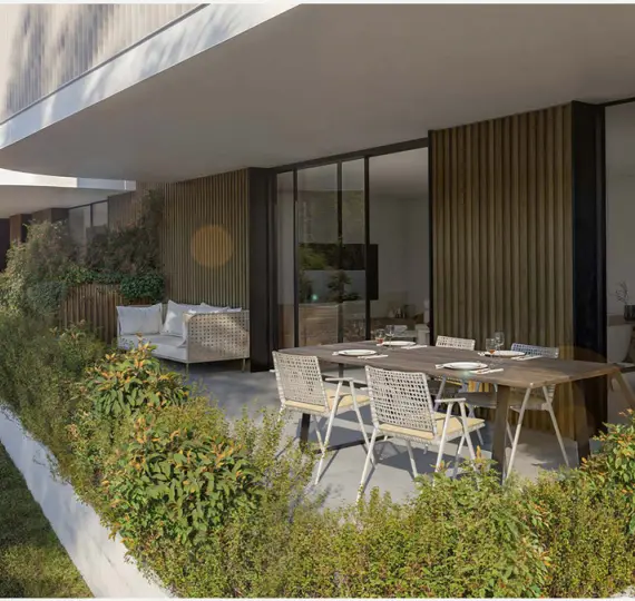 Middle floor apartment R5009176