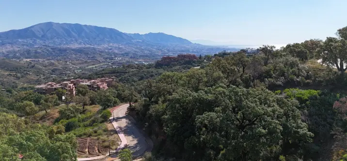 Sale of residential plot in La Mairena 1