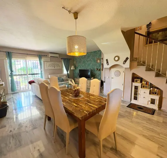 Sale of semi-detached house in Bel Air