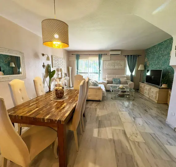 Sale of semi-detached house in Bel Air