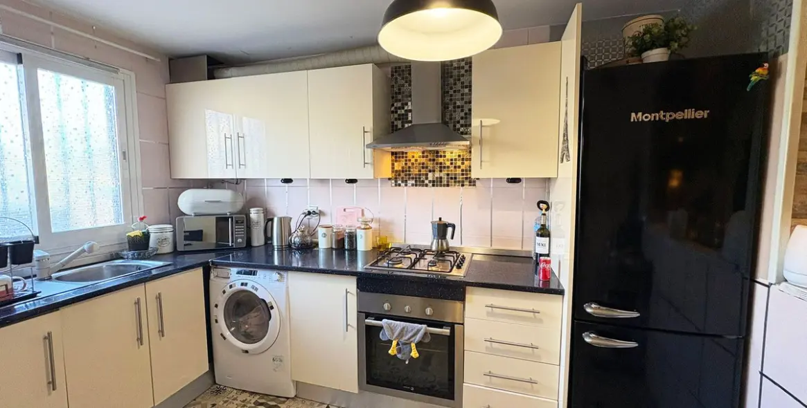 Sale of semi-detached house in Bel Air 6