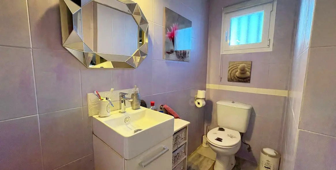 Sale of semi-detached house in Bel Air 9