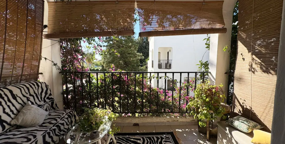 Sale of semi-detached house in Bel Air 15