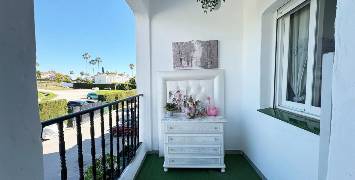 Sale of semi-detached house in Bel Air 19