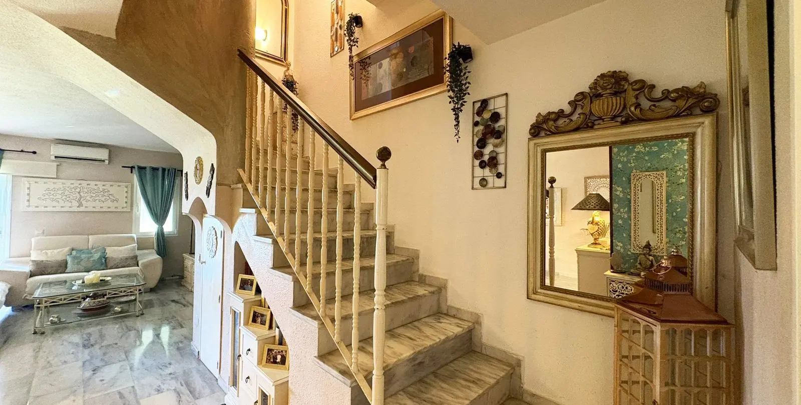 Sale of semi-detached house in Bel Air 8