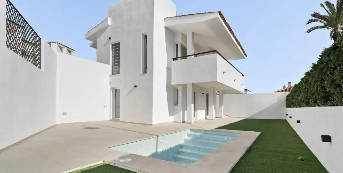 Sale of detached villa in Mijas 16