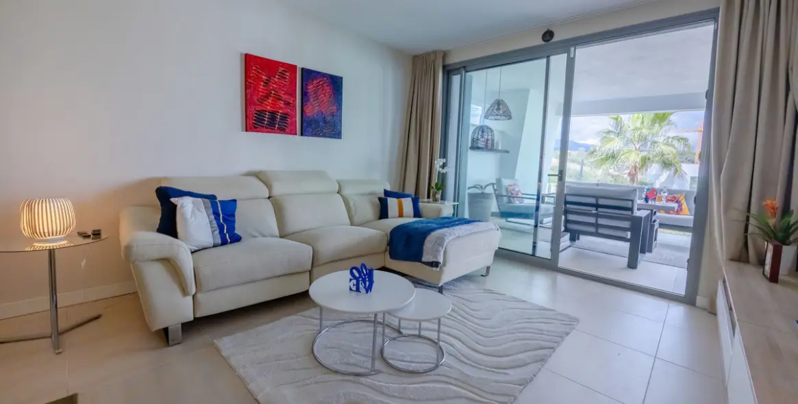 Продажа апартаментов на среднем этаже в Selwo 1