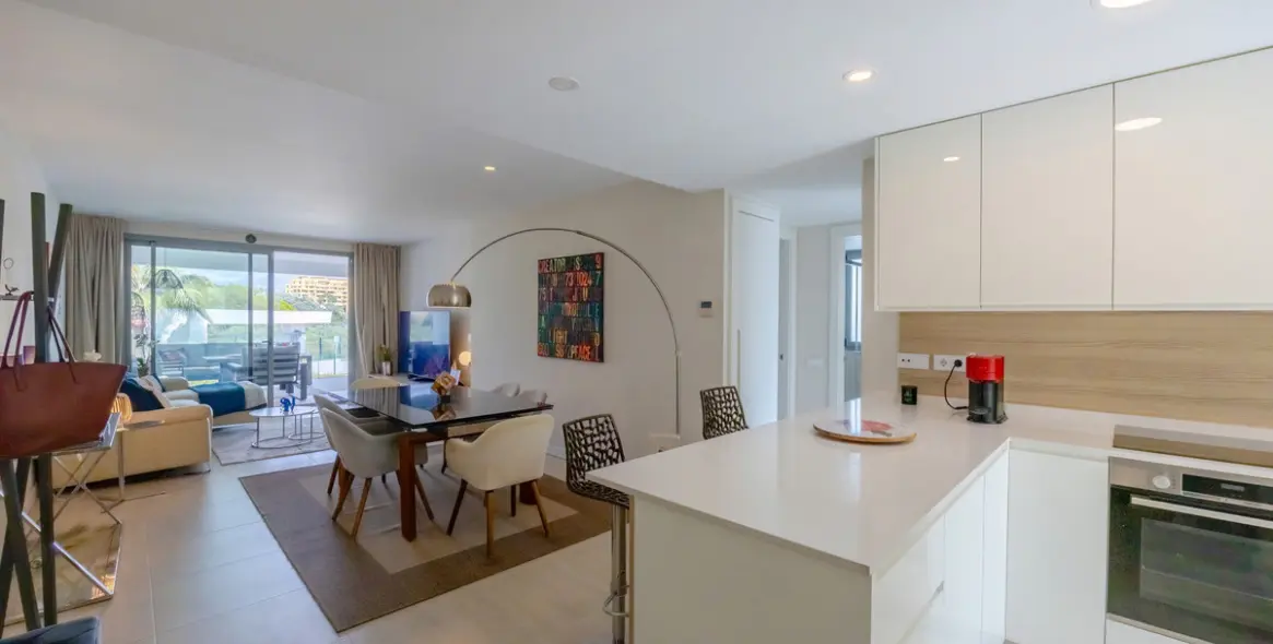 Продажа апартаментов на среднем этаже в Selwo 17