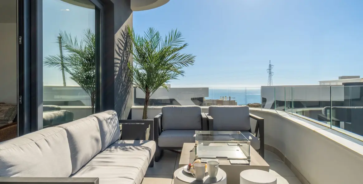 Sale of penthouse in Fuengirola 3