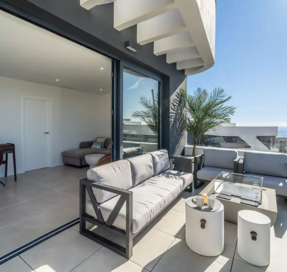 Sale of penthouse in Fuengirola