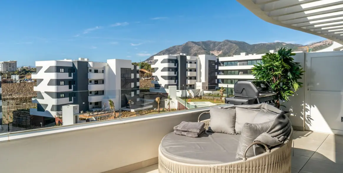 Sale of penthouse in Fuengirola 9