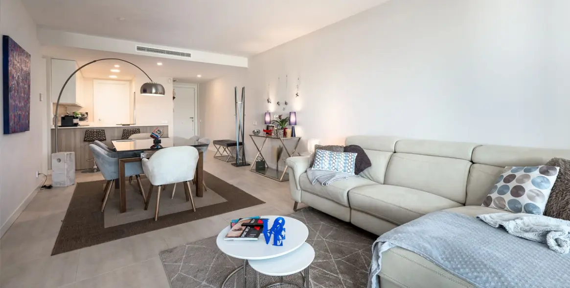 Sale of middle floor apartment in Selwo 5