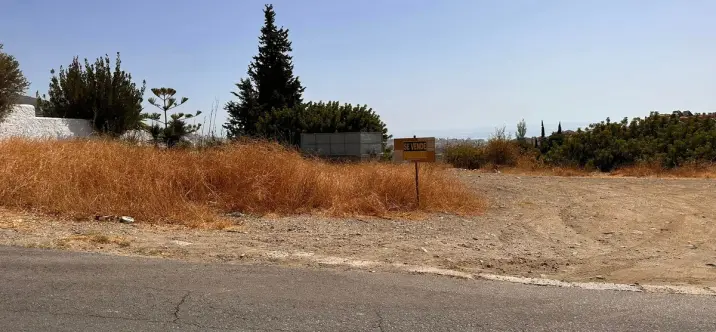 Продажа  жилого участка в Centro 3